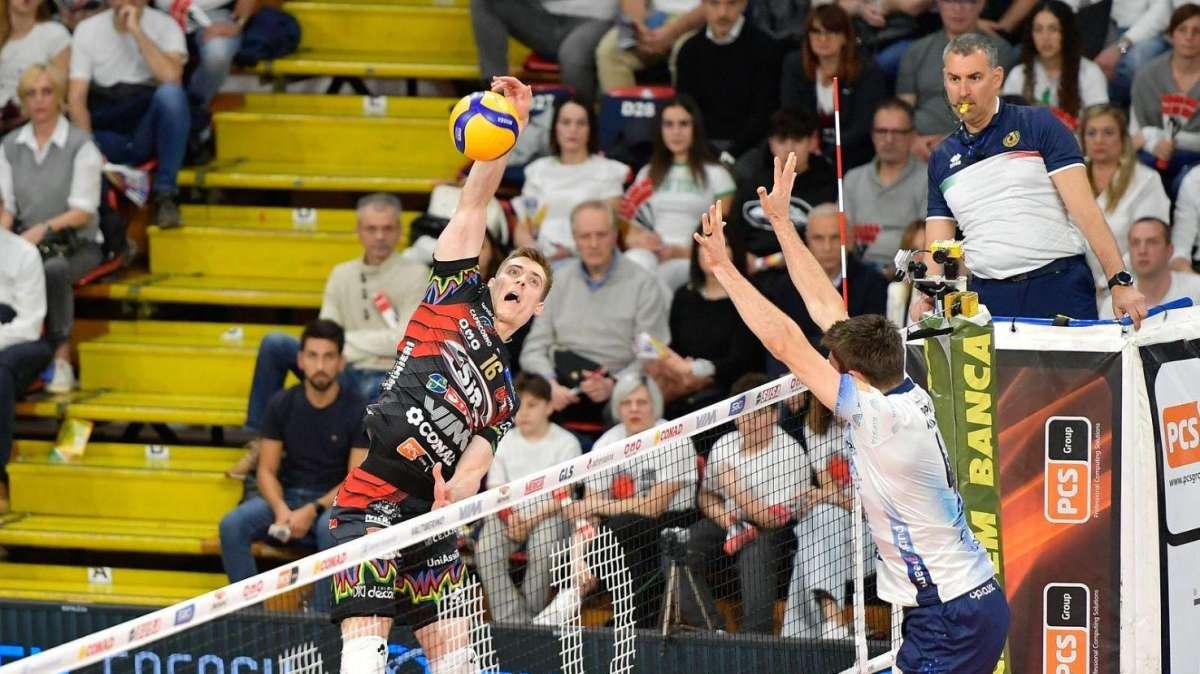 Oggi alle ore 18 gara-4 di finale scudetto: Mint Vero Volley Monza - Sir Susa Vim Perugia 