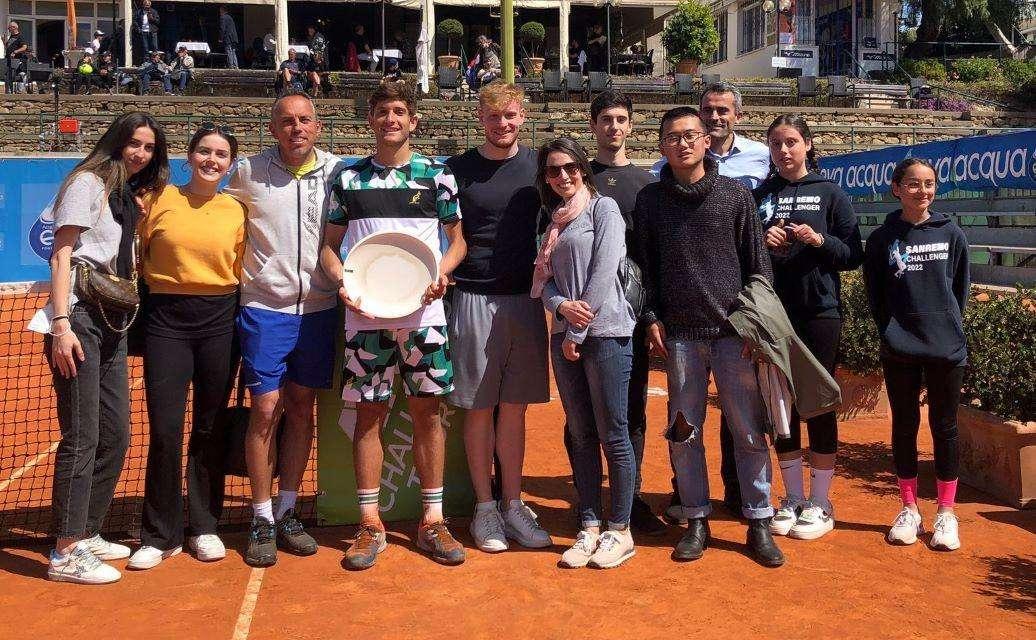 Il tennista perugino Francesco Passaro con il trionfo a Genova è numero 125 della classifica mondiale Atp