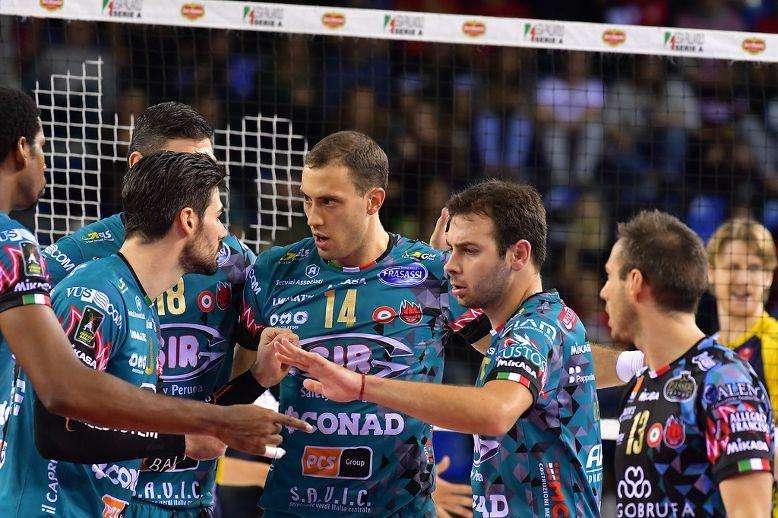 La partita che vale una vita! Anzi, la finale di Coppa Italia! Sir Perugia contro Modena!