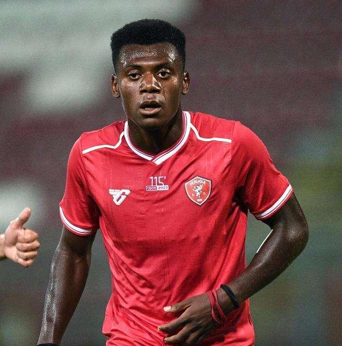 I grifoni in azzurro: ieri Gyabuaa in panchina, oggi tocca a Ferrarini