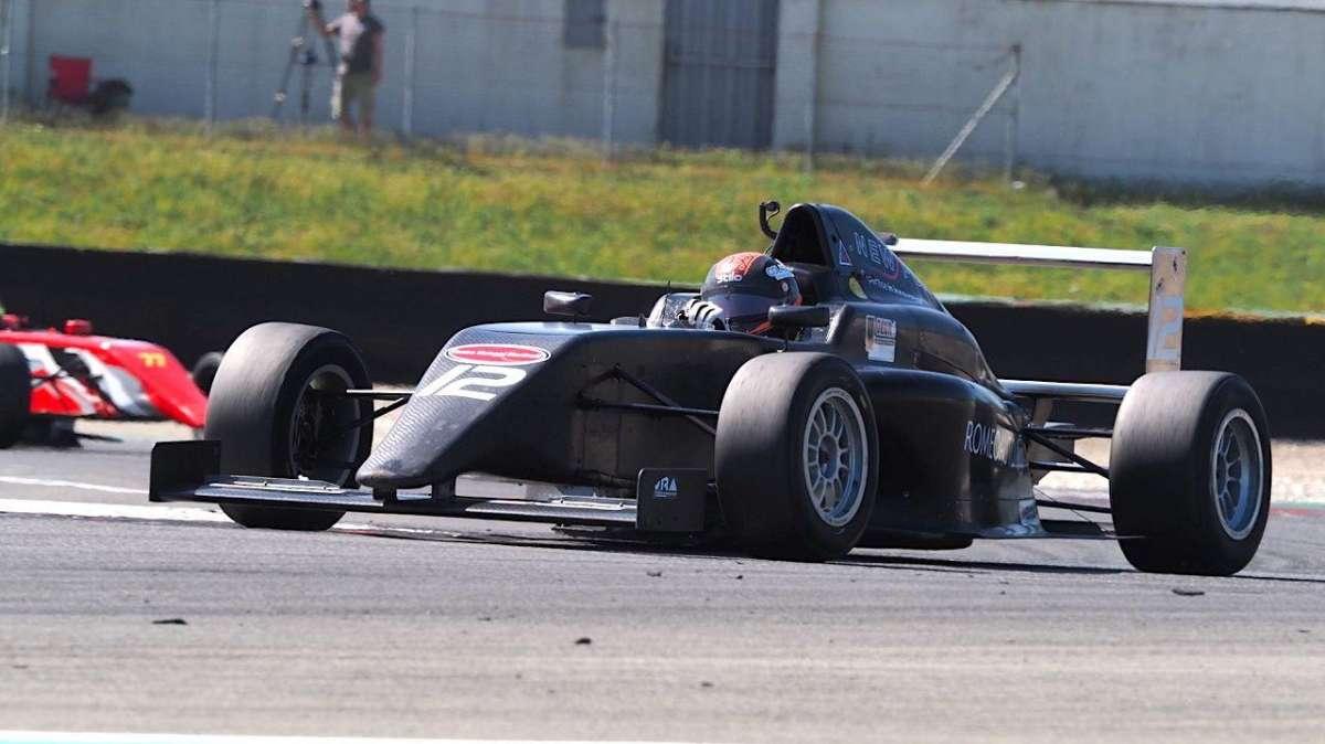L'Umbria dei motori festeggia il podio di Lorenzo Mariani a Varano