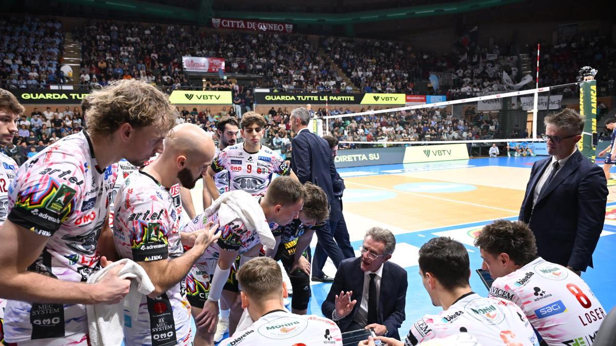 Domenica per la Sir Susa Scai Perugia ci sarà l'esordio in casa contro Pordenone