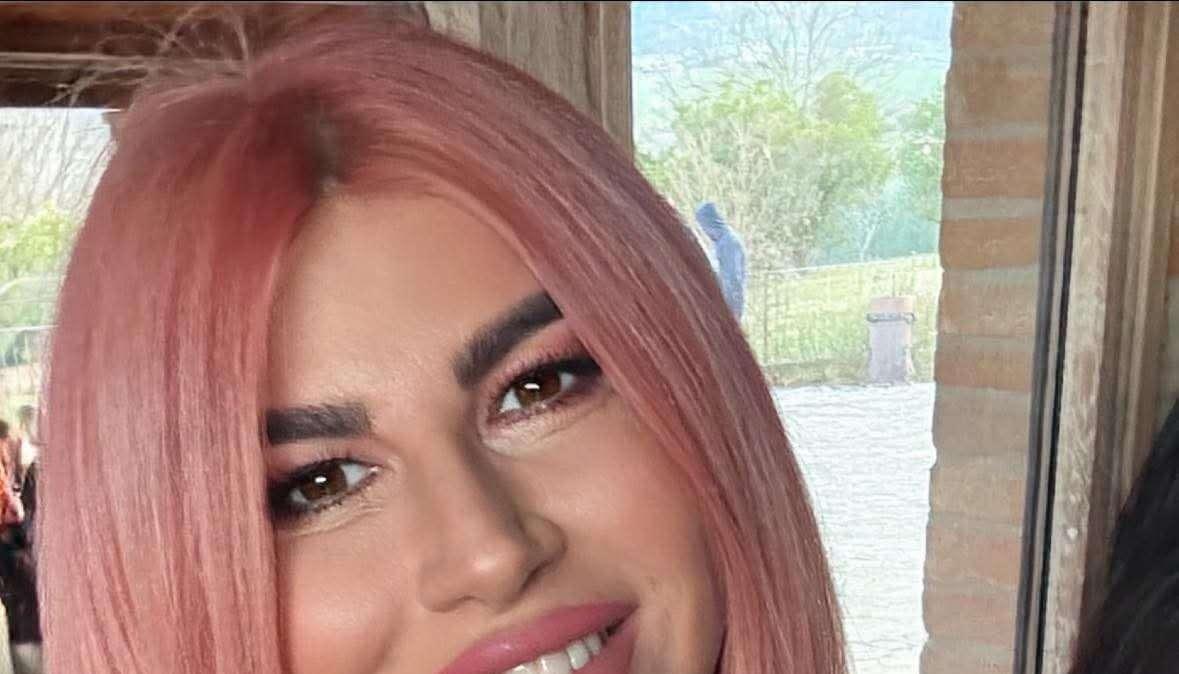 Dall'Umbria, la parrucchiera Stefania ad "Uomini e donne" per conoscere Gianmaria 
