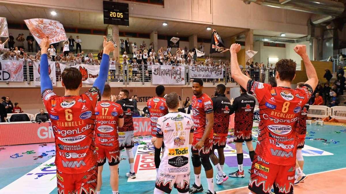 La Sir Safety Susa Perugia vince anche a Cisterna: che spettacolo!