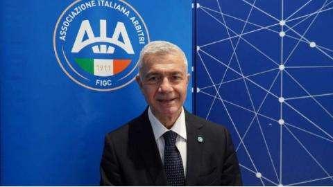 Svolta! Anche gli arbitri di calcio potranno fare interviste, ma non nel post-gara