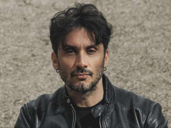 Fabrizio Moro in concerto a Corciano per la tappa di "Suoni Controvento"