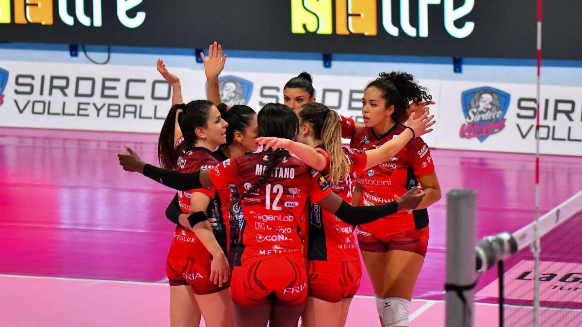 La Bartoccini vince ancora in A2 femminile, ma fallisce l'aggancio in vetta: Busto Arsizio va a punteggio pieno