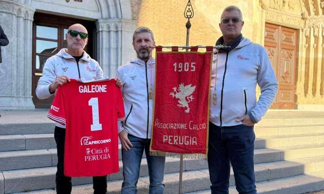 L'ultimo saluto a Giovanni Galeone: il Perugia rappresentato dai collaboratori del Museo