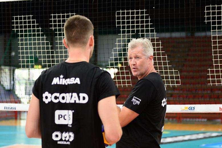 Stasera alle 20.30 in campo Piacenza-Sir Safety Conad Perugia nella Superlega di volley maschile