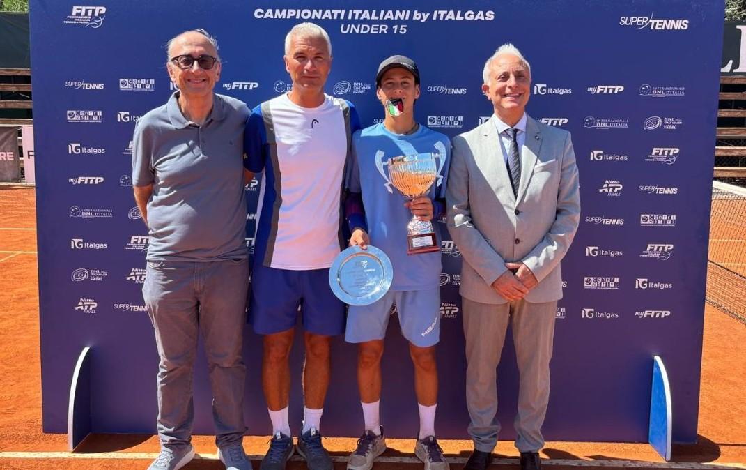 Il perugino Valentino Grasselli è campione italiano Under 15 di tennis: titolo conquistato a Roma