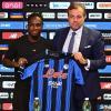 Giuntoli presenta Rowe: un tassello importante per l'Atalanta di Sarri