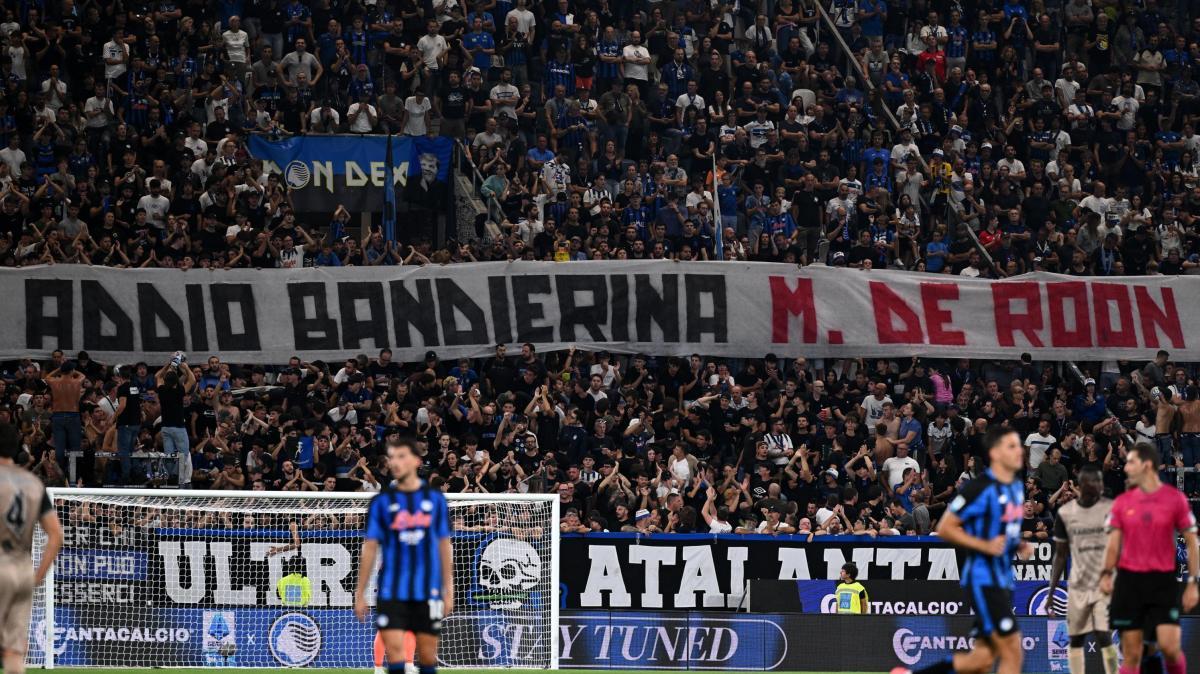 Lo striscione della Nord