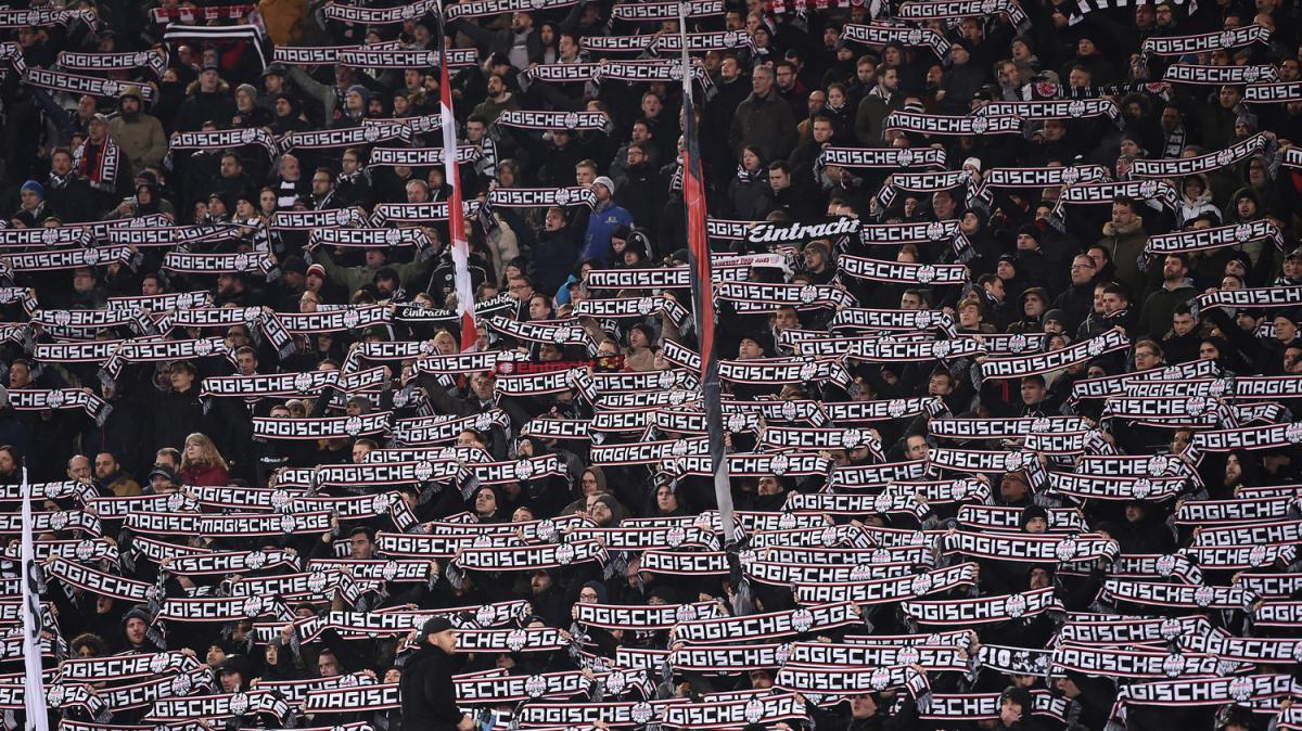 Gli ultras dell'Eintracht