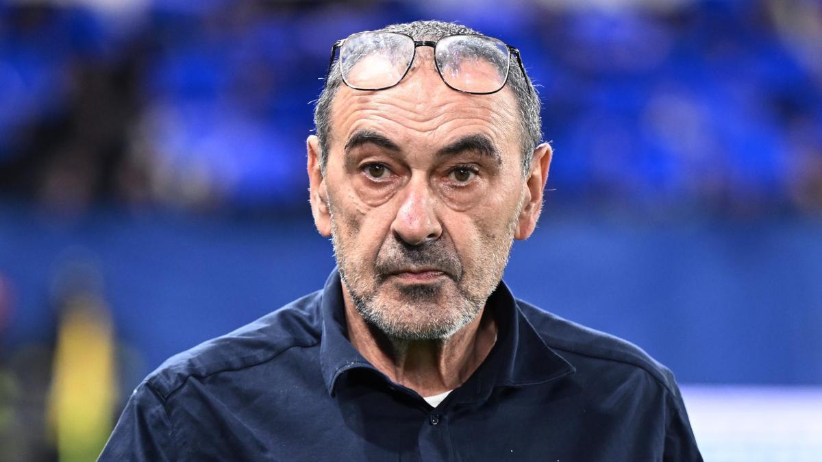 Sarri: «C'è ancora parecchio da progredire. Il mercato? È palloso…»