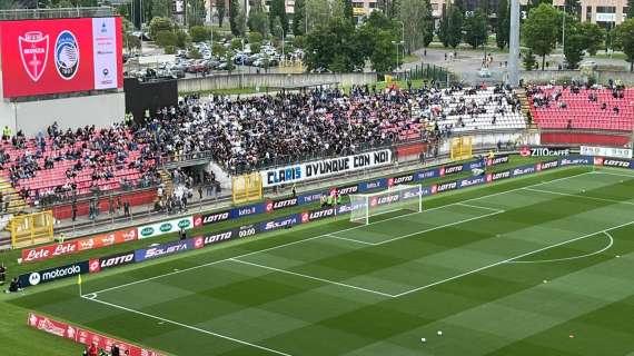 Lo striscione a Monza