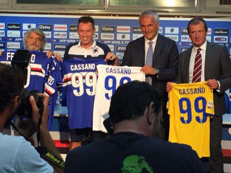 PHOTOGALLERY - La presentazione di Antonio Cassano