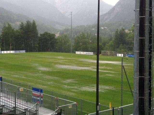 BARDONECCHIA LIVE - Nubifragio sul Comunale: seduta sospesa