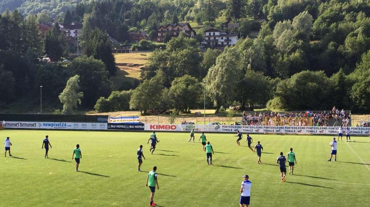 Sampdoria a Livigno, il benvenuto del centro sportivo Acquagranda