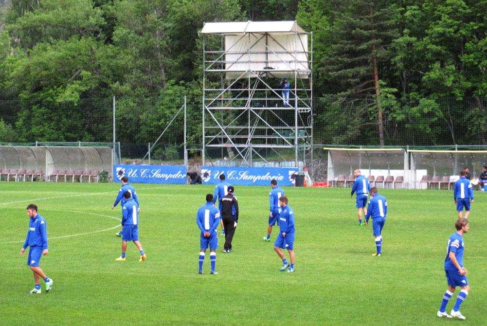 BARDONECCHIA LIVE - Tattica sotto la pioggia per i blucerchiati