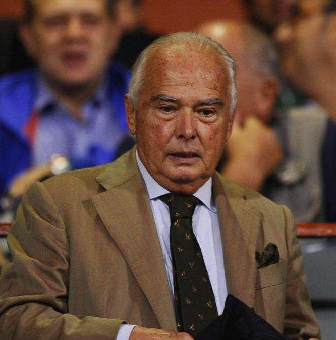 Quella sciarpa rivolta verso il cielo...ricordando Riccardo Garrone