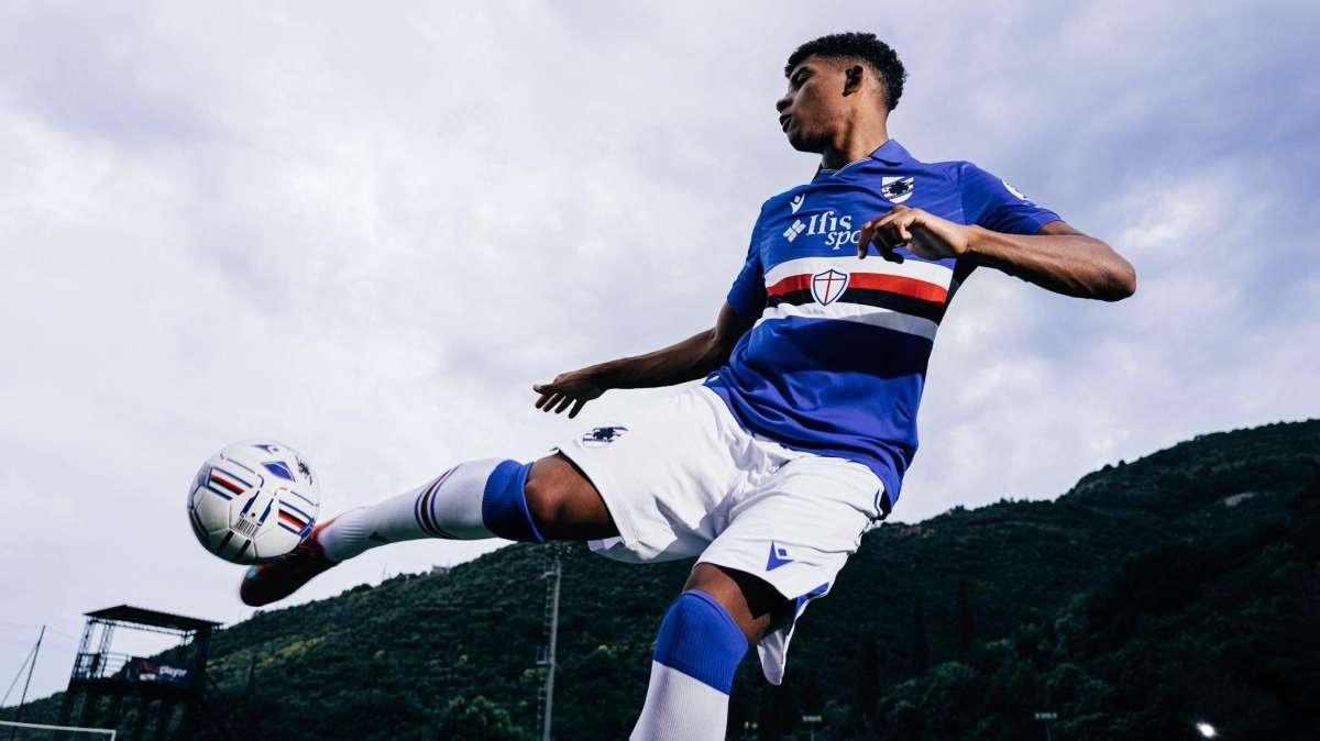 Sampdoria, presentate le nuove maglie 2025 - 2026