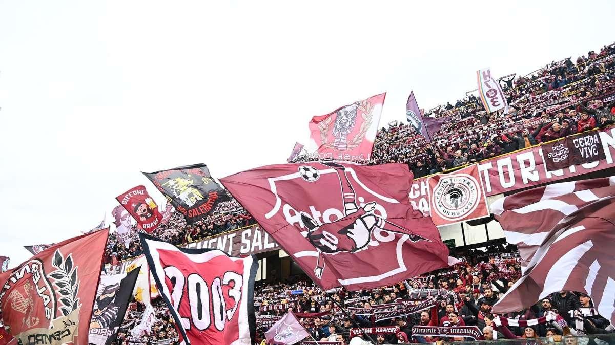 Sampdoria - Salernitana, i numeri dell'esodo dei tifosi granata
