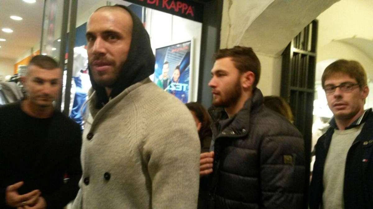 PHOTOGALLERY: la visita di Rizzo e De Silvestri al "Robe di Kappa" di Chiavari