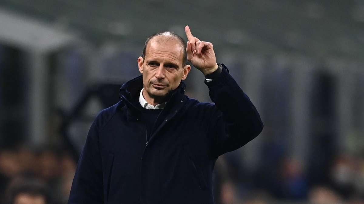 Juventus - Sampdoria, i convocati di Allegri. Out Bernardeschi, ok Danilo