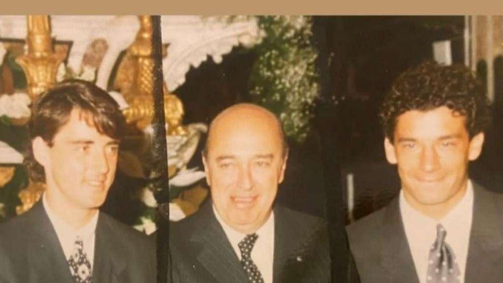 Sampdoria social, foto di Mancini con Mantovani e Vialli