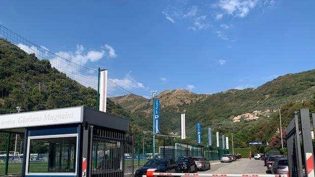Sampdoria, allenamento tra campo e palestra. In sei a parte