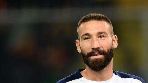 Napoli vittorioso in Coppa Italia: Tonelli resta in panchina