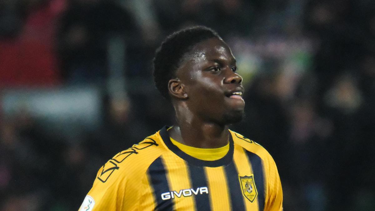 Da Castellammare: Sampdoria, interesse per Correia. Già respinta proposta del Pisa