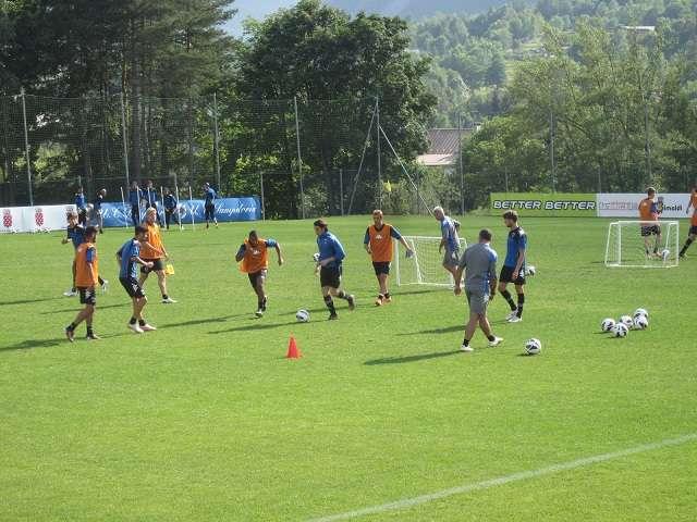 BARDONECCHIA LIVE - Nel pomeriggio ritorna il pallone: partitelle a ranghi ridotti