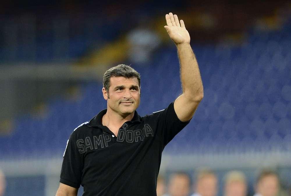 Rifinitura in mattinata senza Ciro Ferrara; il mister ne convoca 17 per il Monaco