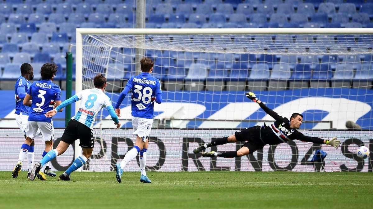 Sampdoria ci prova, prevale la maggiore qualità del Napoli (0-2)