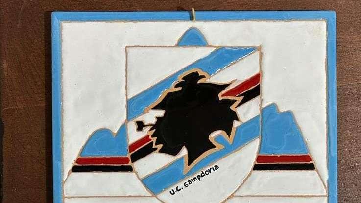Sampdoria Club Alta Toscana, realizzata piastrella di ceramica artistica