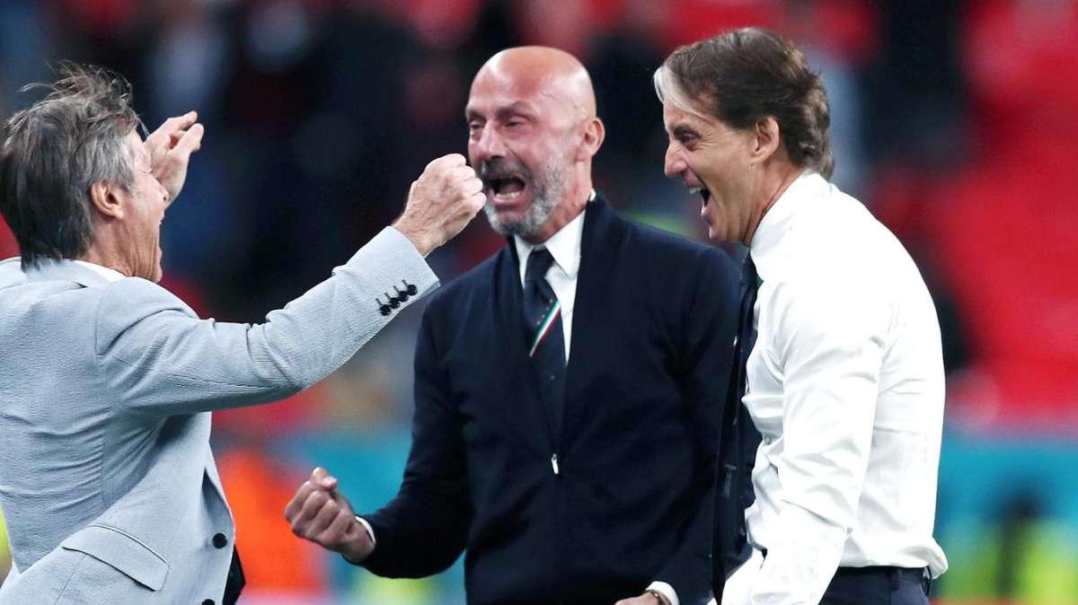 Mancini e gli auguri a Vialli: "Tanti auguri bomber e fratellino"
