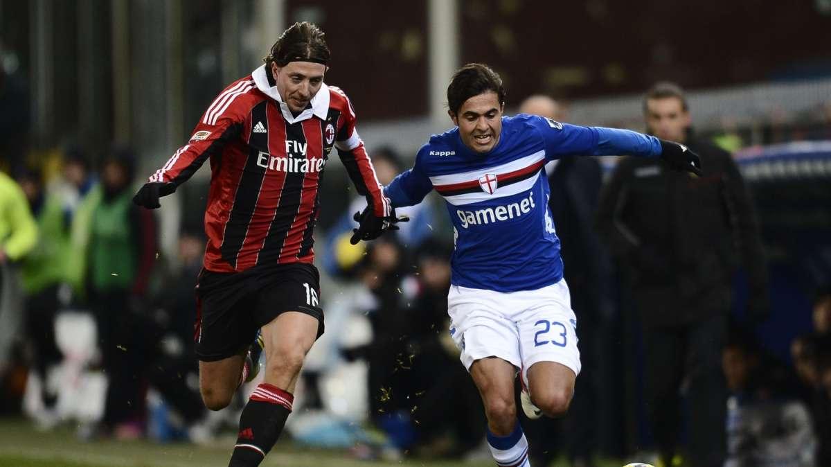 Photogallery Sampdoria - Milan: Montolivo insegue Eder