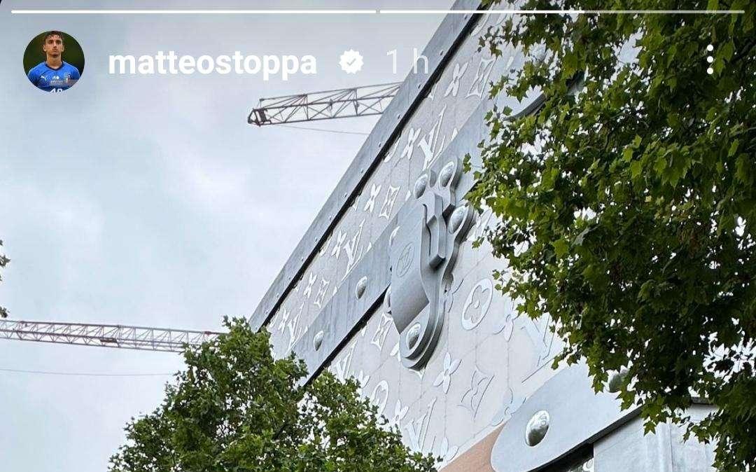 Sampdoria social, Stoppa in vacanza a Parigi