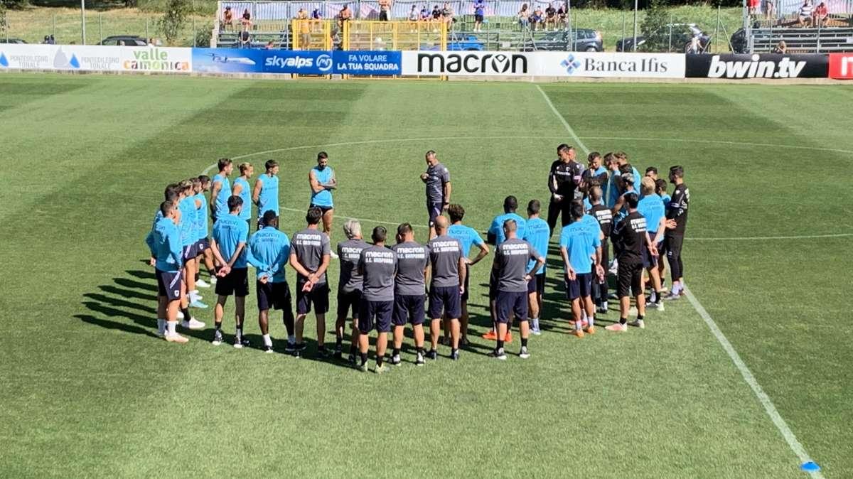 Sampdoria, mattutino di prove tattiche. Alle 17 test con Bienno