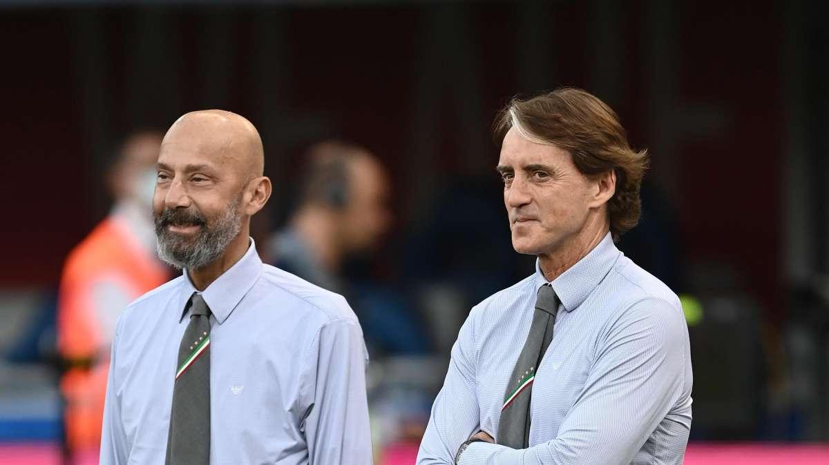 Mancini: "Molto importante contributo di Vialli all'Europeo, è nel suo ruolo"