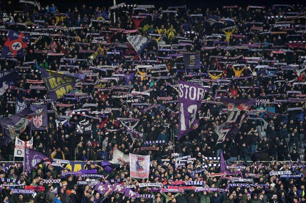 Attesi 1.000 tifosi viola