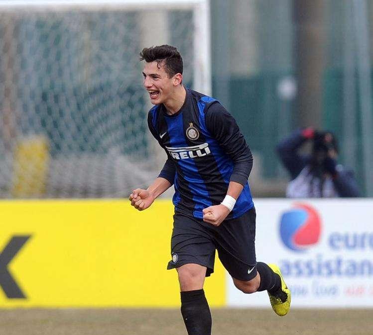 Bonazzoli in finale alla Viareggio Cup, 4-0 alla Roma e attaccante nuovamente in gol