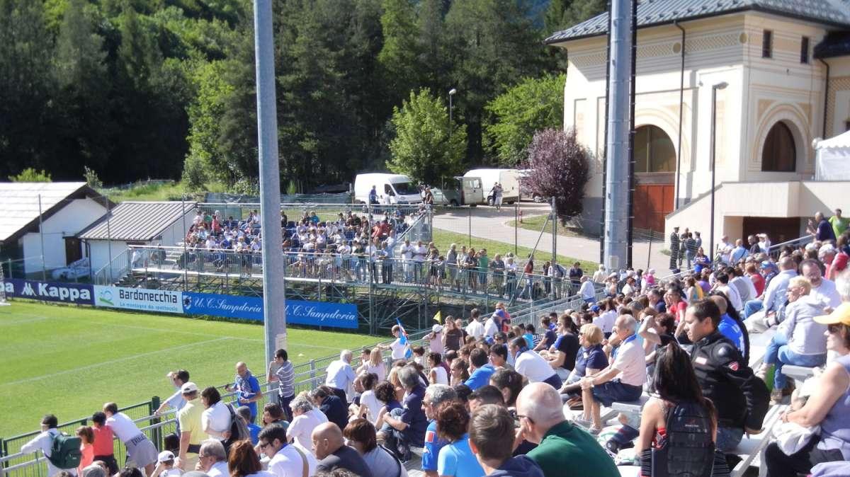 BARDONECCHIA LIVE - Molti cittadini di Bardonecchia a conoscere i colori blucerchiati