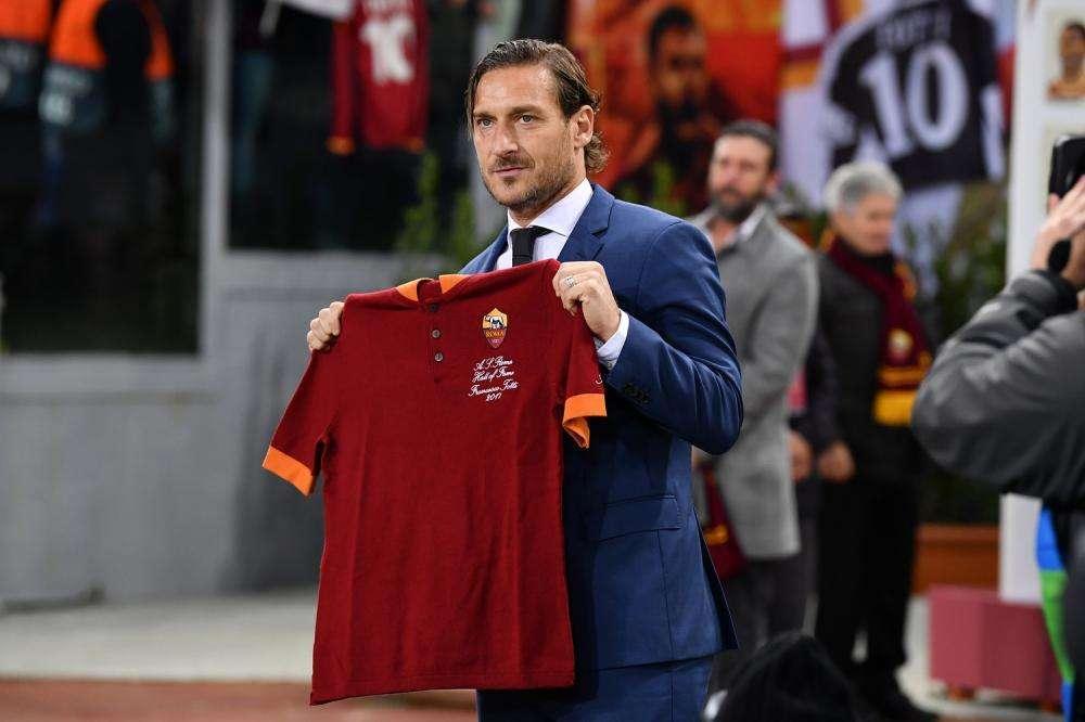 Totti: "E' stato Sinisa a far sì che potessi esordire. Boskov ha ascoltato la sua iniziativa"