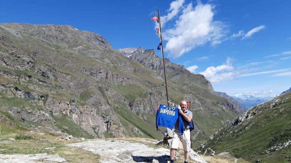 "Bevo e scatto per la Samp": Michele e il suo trekking blucerchiato 