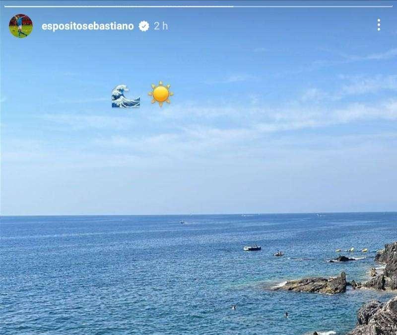 Sampdoria, Esposito si gode il mare di Genova in attesa dell'ufficialità