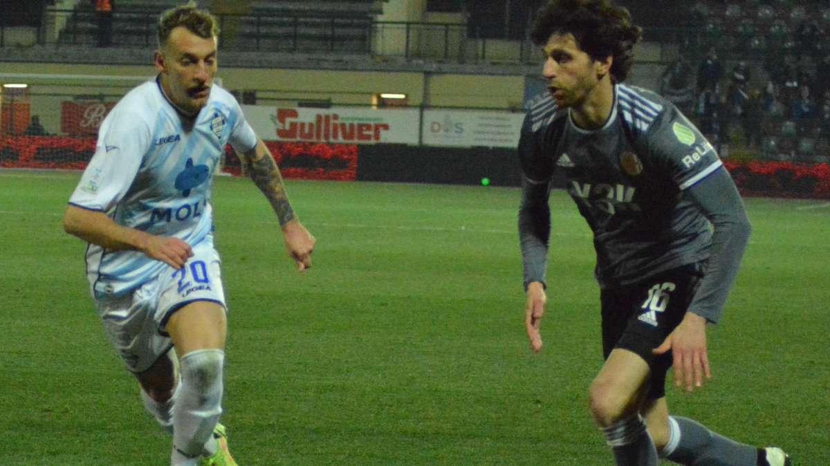 La Gumina, in prestito da Sampdoria, festeggia il goal contro Ternana