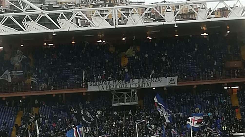 Sampdoria - Palermo, striscione in Sud verso squadra, mister e dirigenza