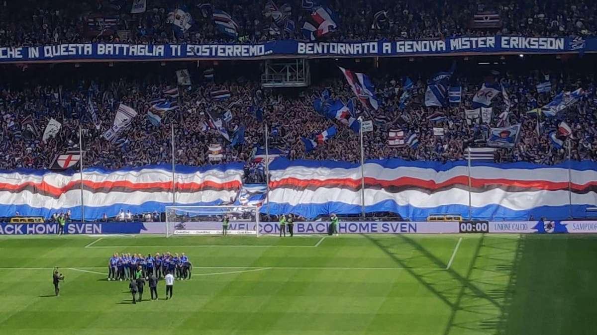 Sampdoria - Reggiana, la Sud omaggia Sven: "Anche in questa battaglia..."